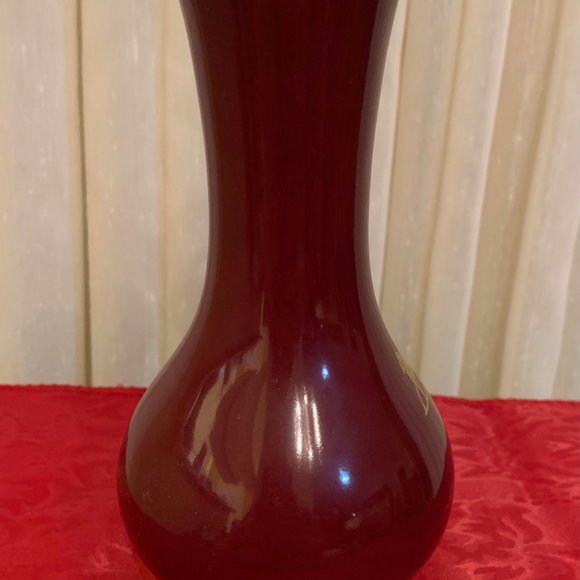 Hand-painted Perugina w/Griffin Vase - Picture 5 of 10